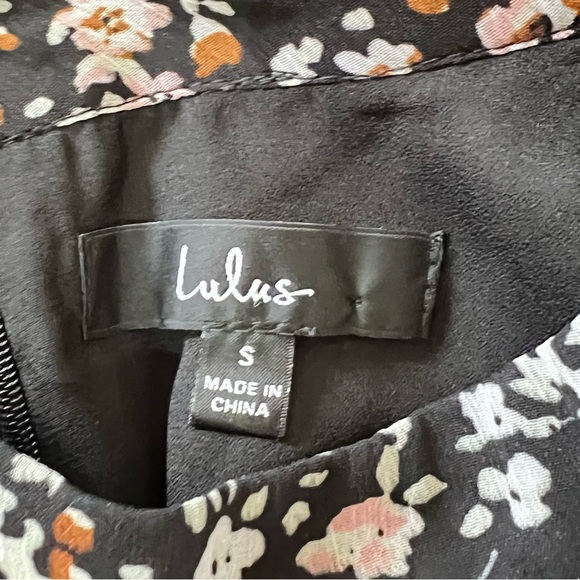 Lulus Autumn Bliss Mini Dress Size S Womens Black Floral Cut Out Sides High Neck - Picture 8 of 10